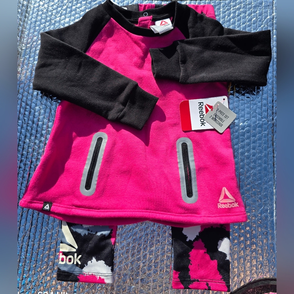 Reebok Fuchsia and Black Active Set